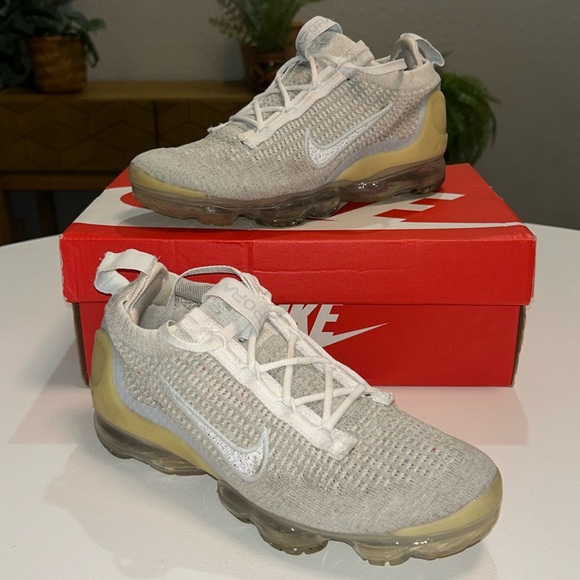 Nike Air VaporMax 2021 FK “White Pure Platinum” Women’s Size 7 - Picture 1 of 9